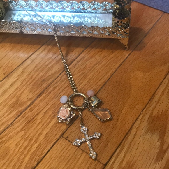 Jewelry - cross bling necklace with flower and bling